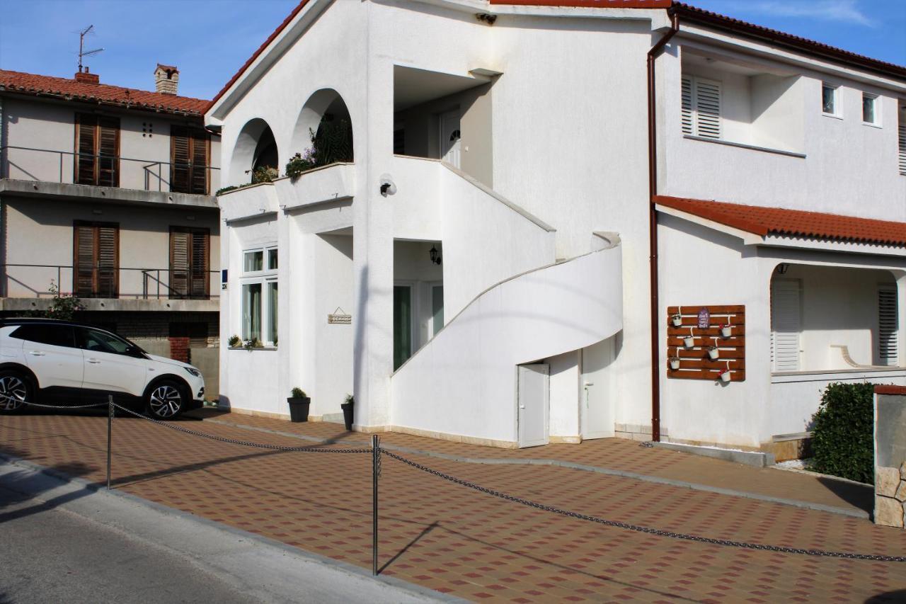 Apartmani B&S Barbat na Rabu Buitenkant foto