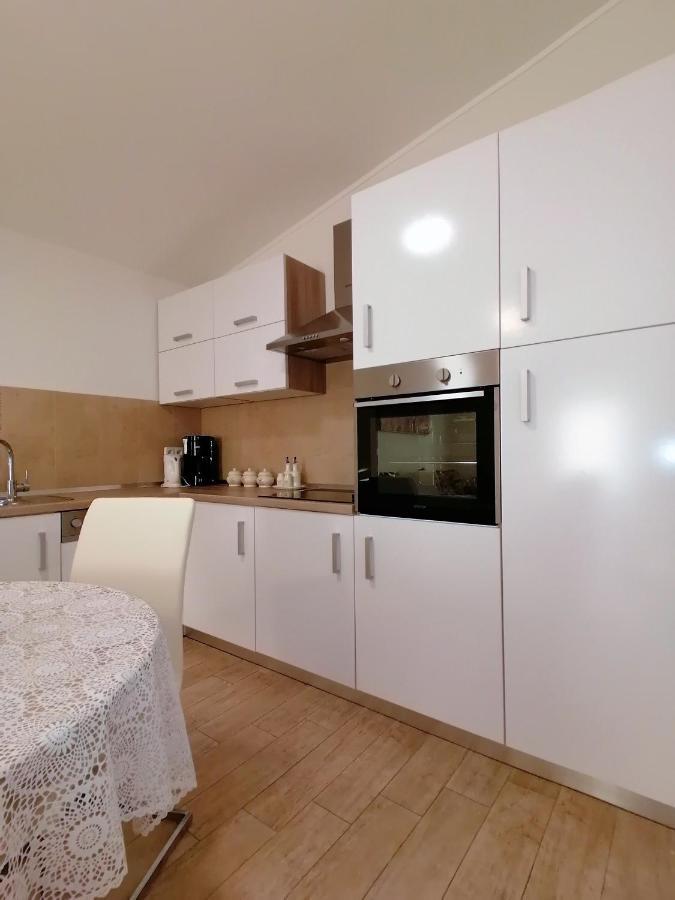 Apartmani B&S Barbat na Rabu Buitenkant foto