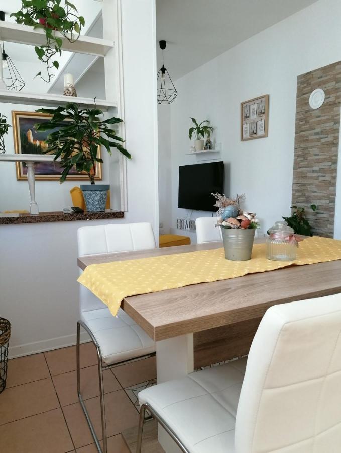 Apartmani B&S Barbat na Rabu Buitenkant foto